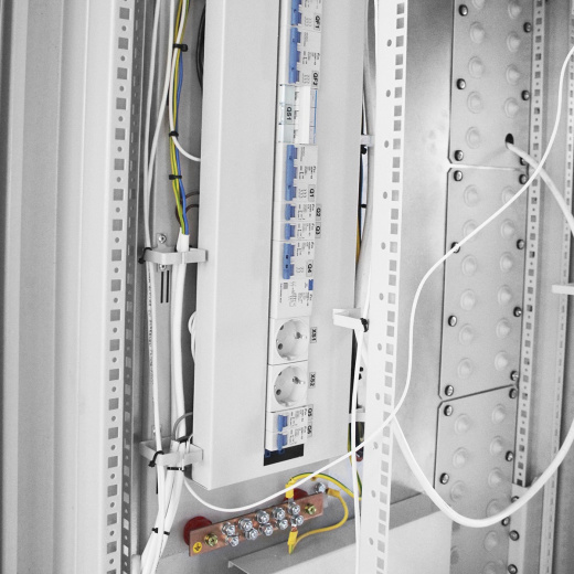 Шкаф телекоммуникационный климатический THERMA MAX SN-42U-1C-7035